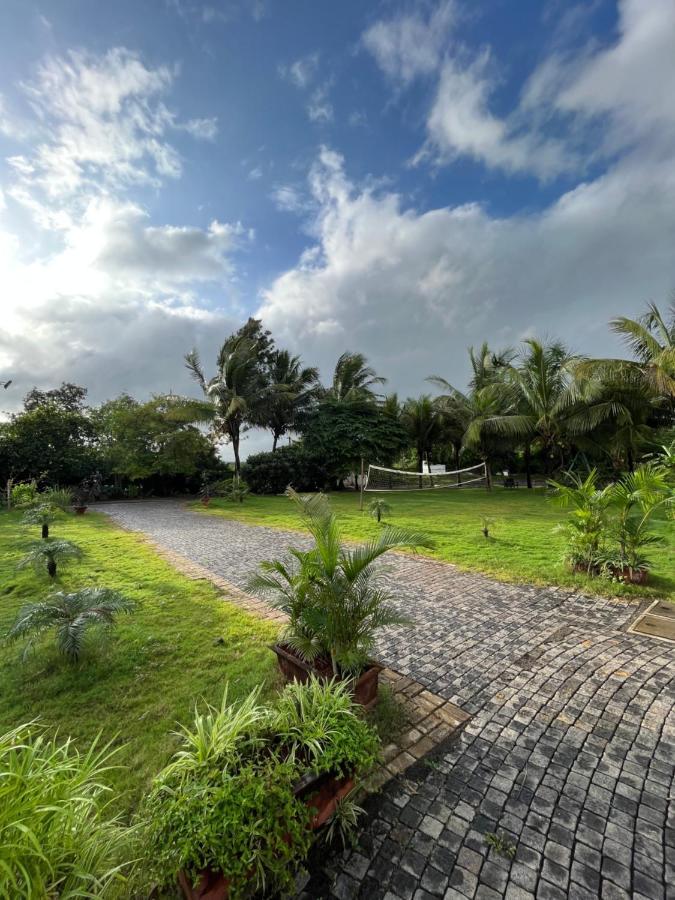 The Green Estate Resort Nāsik Eksteriør bilde